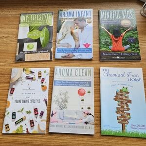 Bundle of 6 used Oils Booklets